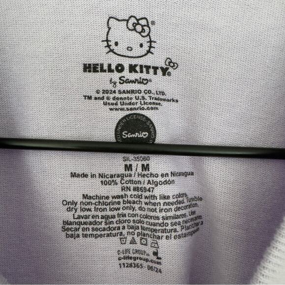 Hello Kitty by Sanrio 100% Cotton Cherry Cropped Tee Raw Hem Short Sleeve Top M - Picture 7 of 8